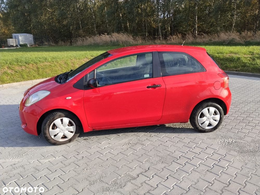 Toyota Yaris - 2