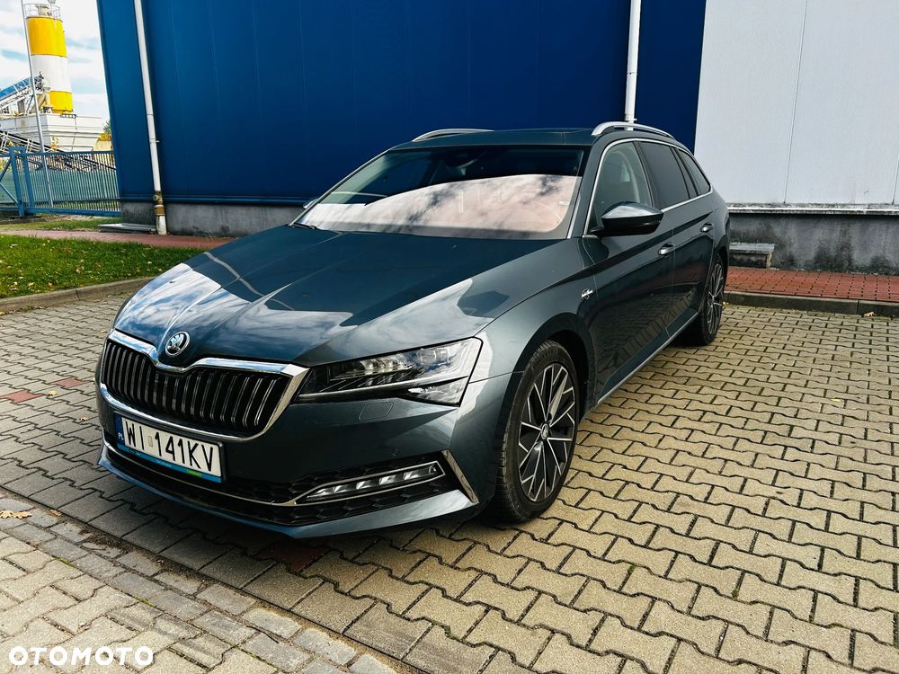 Skoda Superb 2021 photo 2