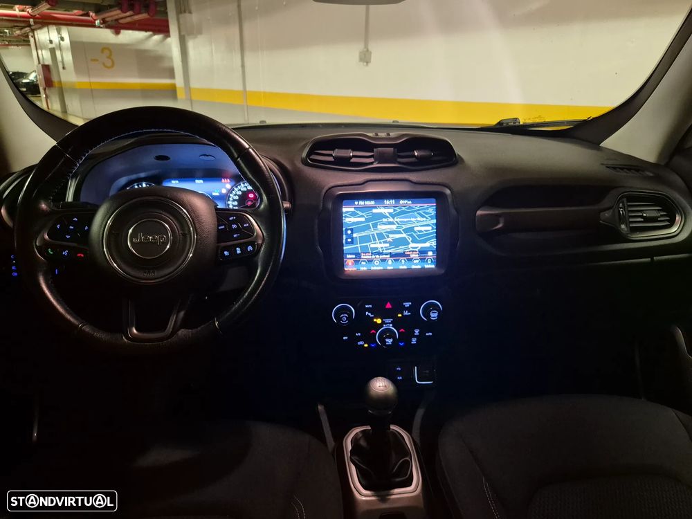 Jeep Renegade 1.6 MJD Sport - 36