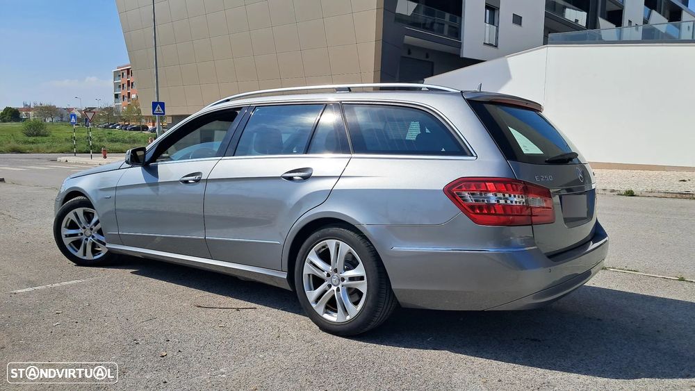 Mercedes-Benz E 250 CDI DPF BlueEFFICIENCY Avantgarde - 4