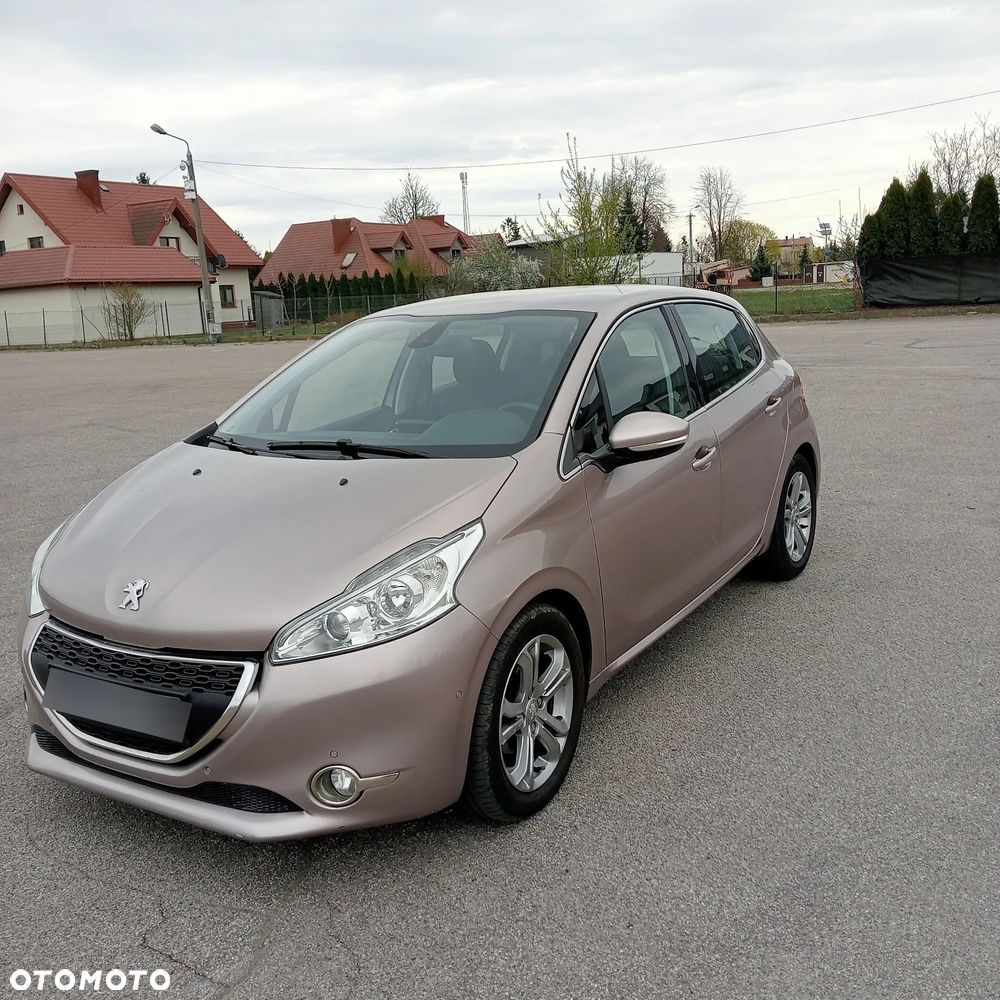 Peugeot 208 1.2 PureTech Allure - 4
