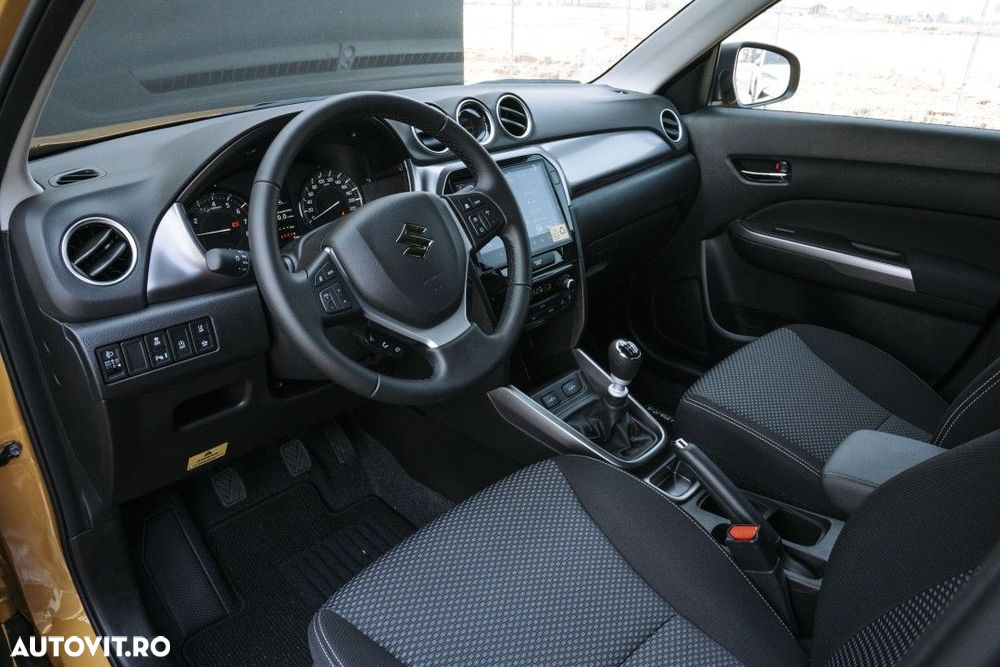 Suzuki Vitara - 11