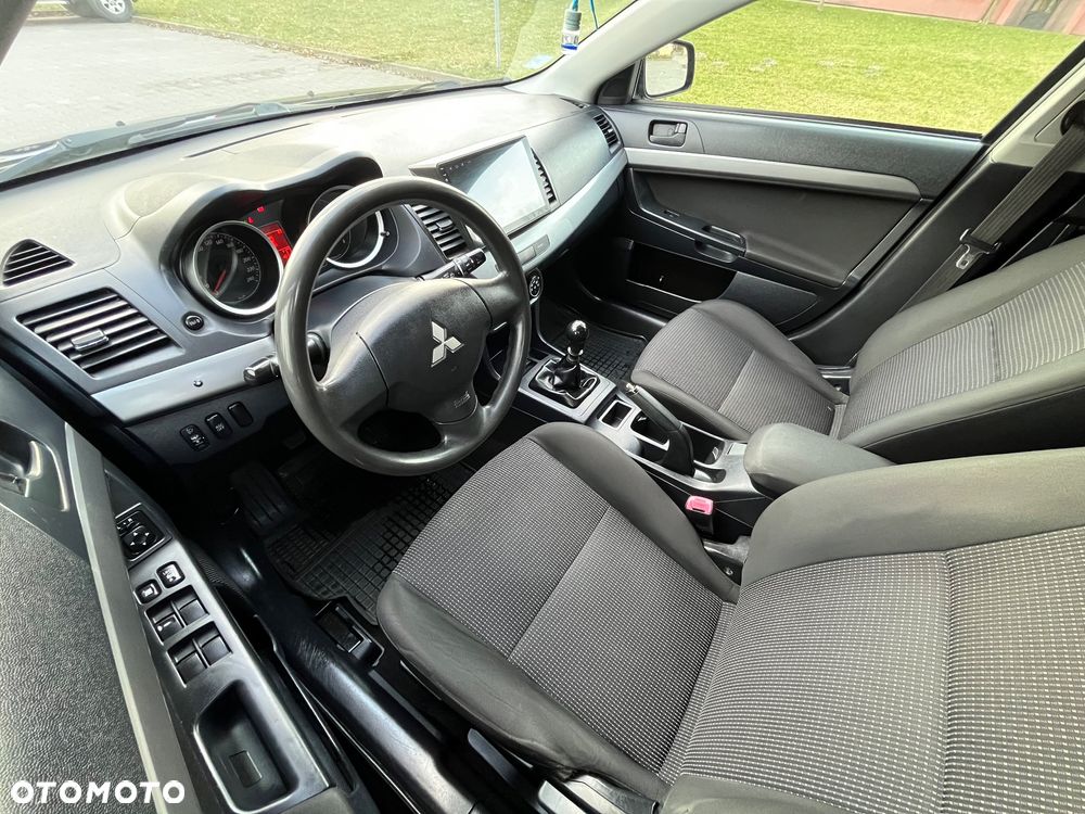 Mitsubishi Lancer 2.0 DID Intense - 5