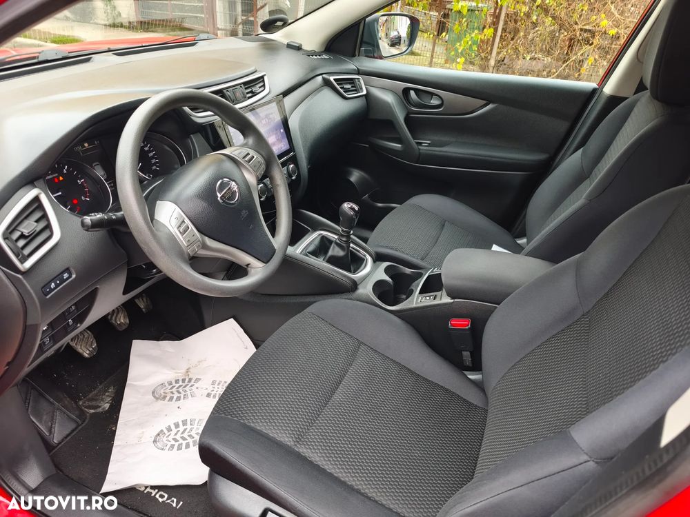 Nissan Qashqai 1.5 DCI N-Connecta - 9