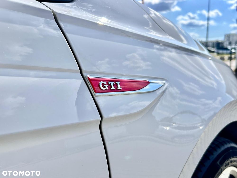Volkswagen Polo 2.0 TSI GTI - 34