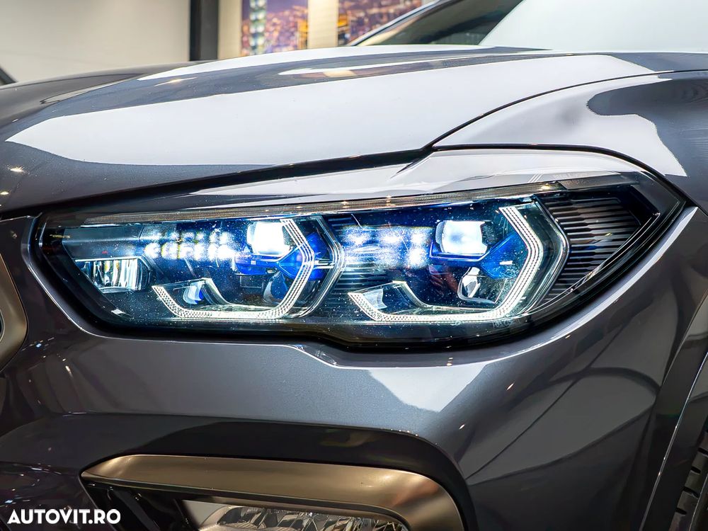 BMW X6 M M50i - 26