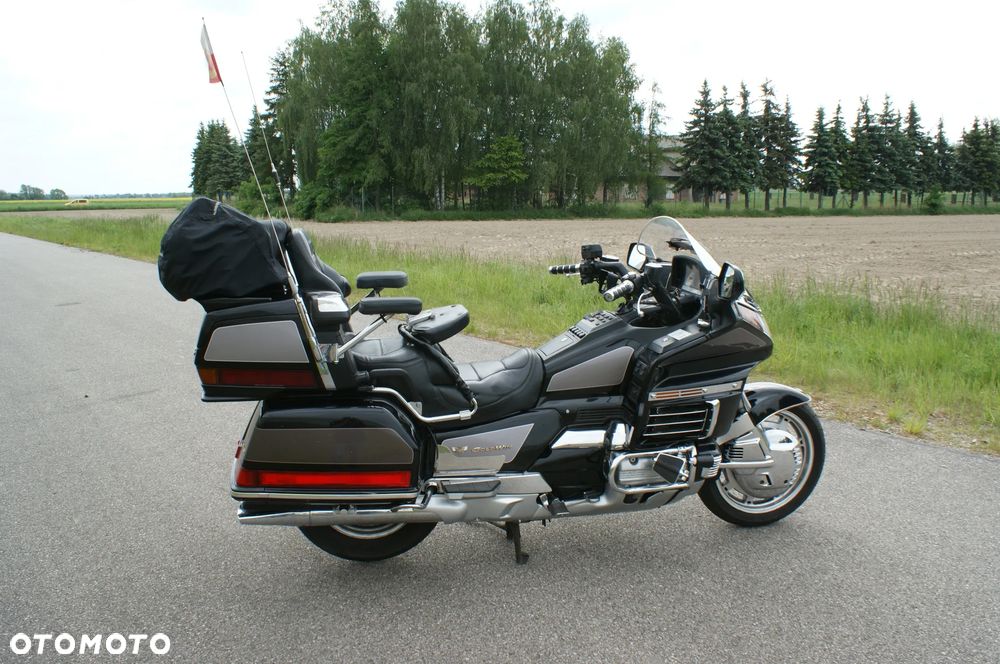 Honda GL - 12