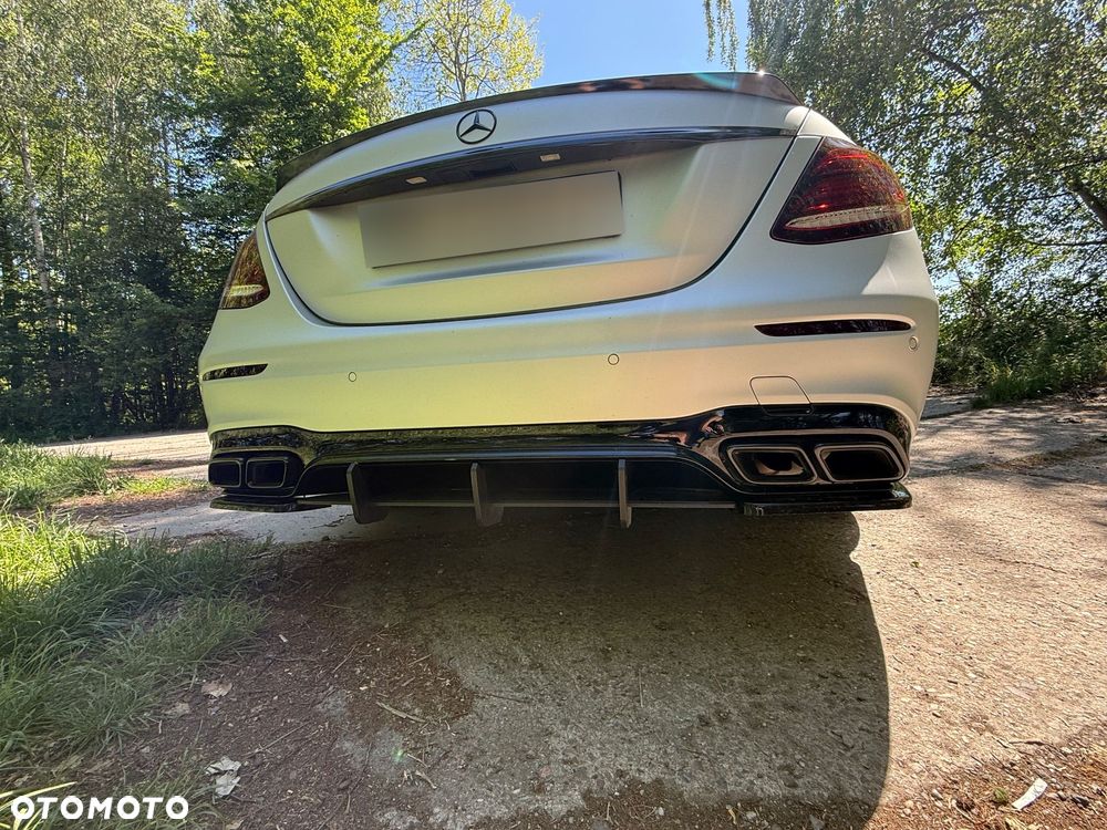 Mercedes-Benz Klasa E AMG 63 4-Matic+ - 10
