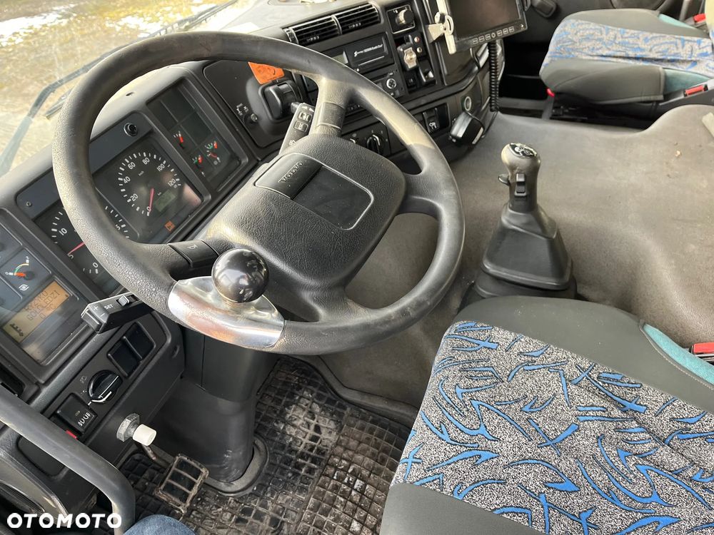 Volvo FM 12  6X4 - 11