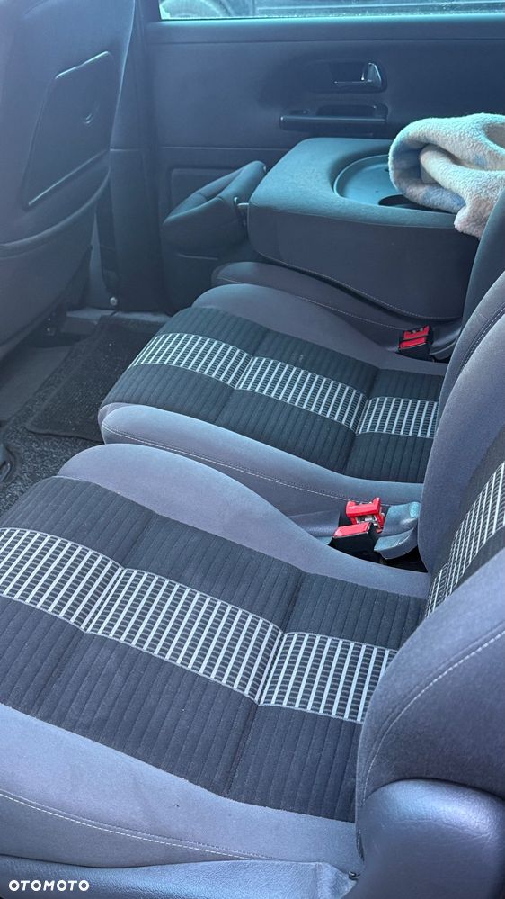 Volkswagen Sharan 2.0 TDI Highline - 7