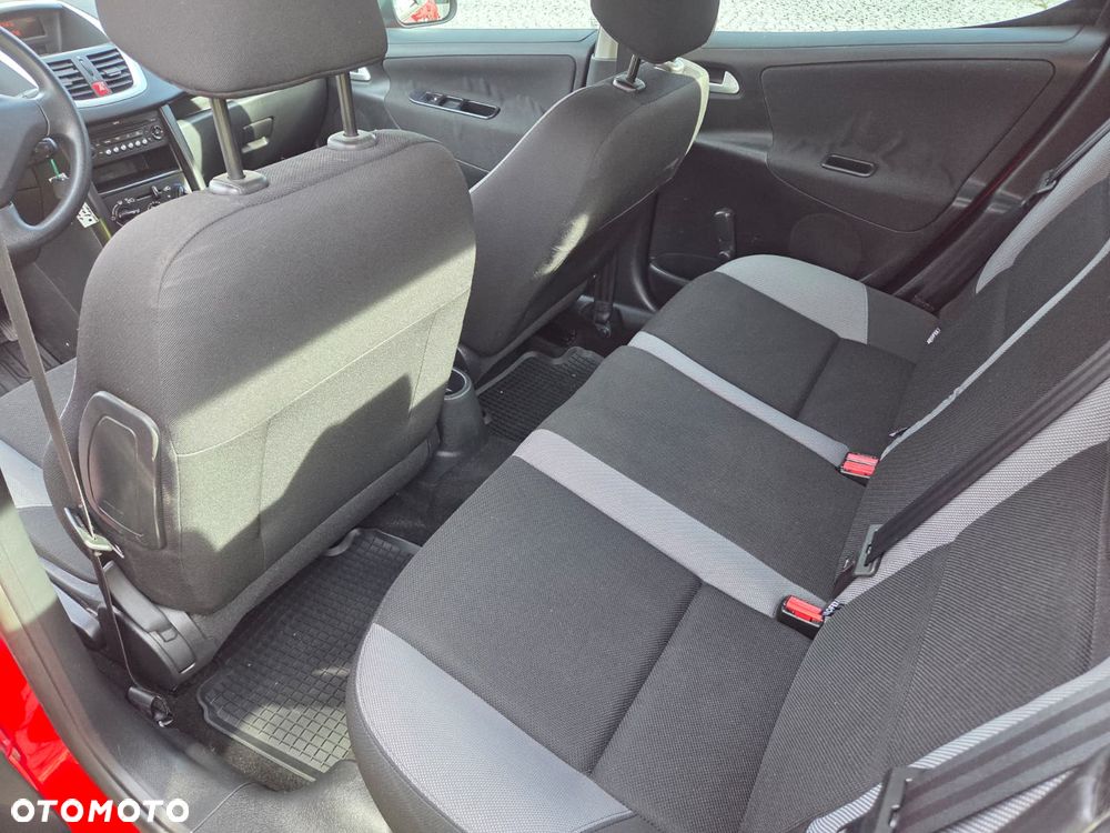 Peugeot 207 95 VTi Urban Move - 10