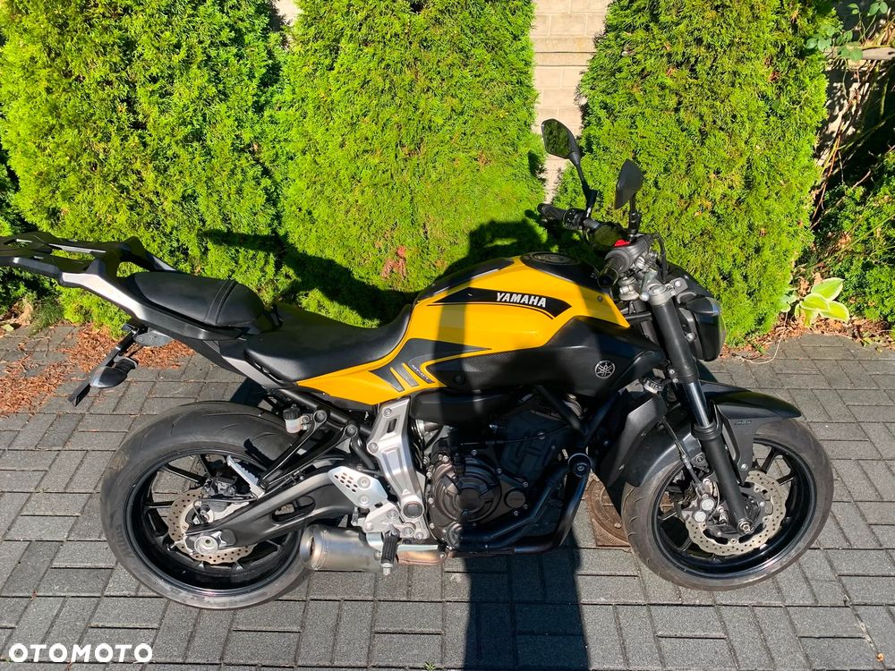 Yamaha MT - 2