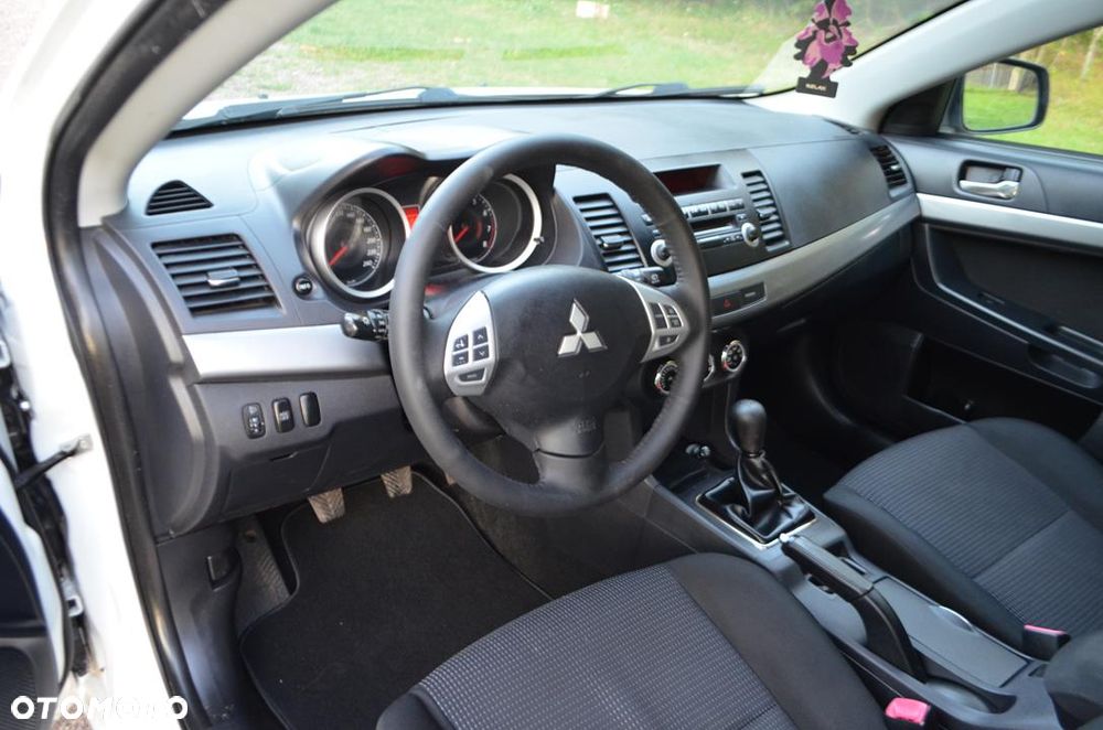 Mitsubishi Lancer 1.8 Instyle - 29