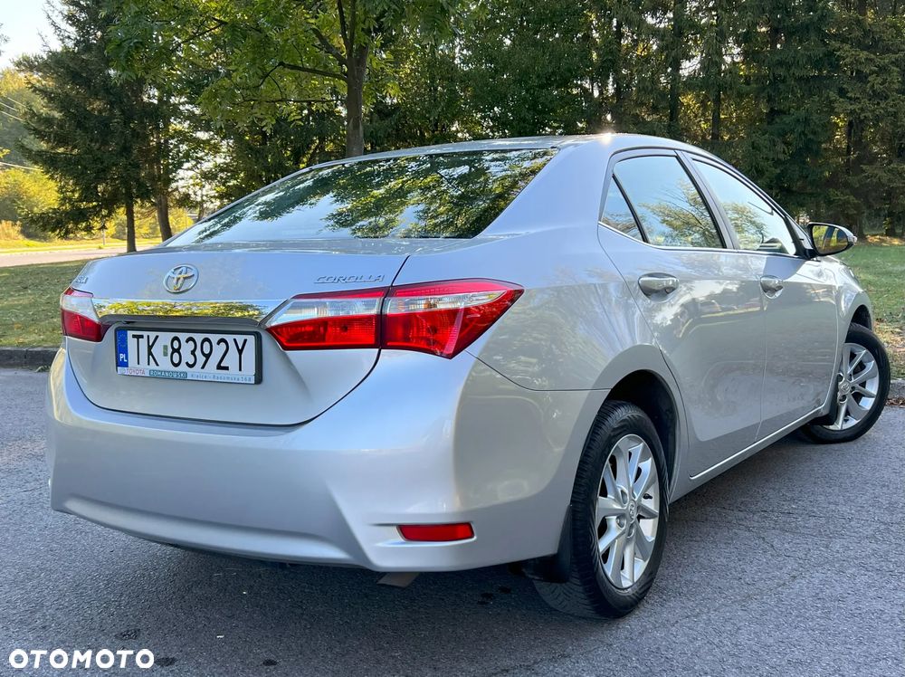 Toyota Corolla 1.6 Premium EU6 - 13