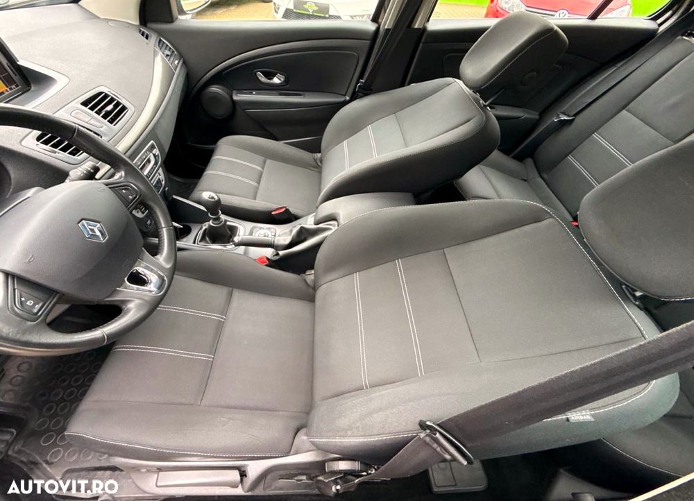 Renault Megane ENERGY dCi 110 Start & Stop Dynamique - 17