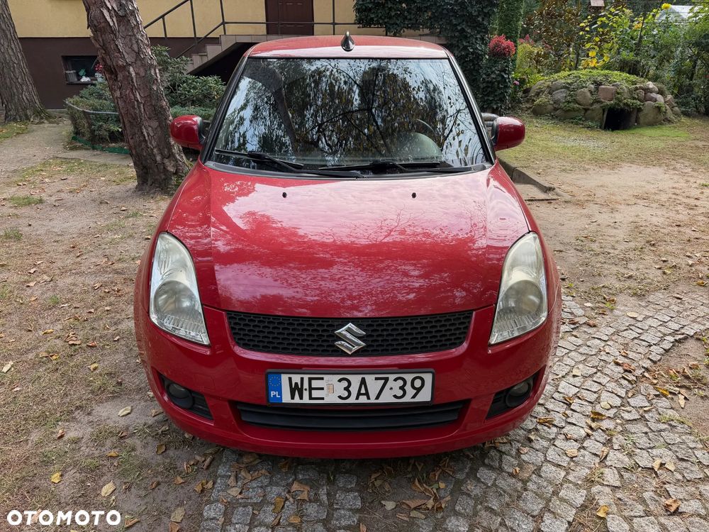 Suzuki Swift 2009 photo 3