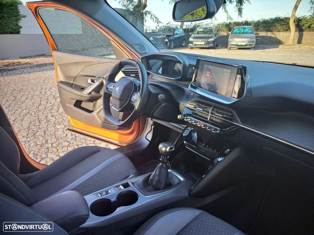 Peugeot 2008 - 20