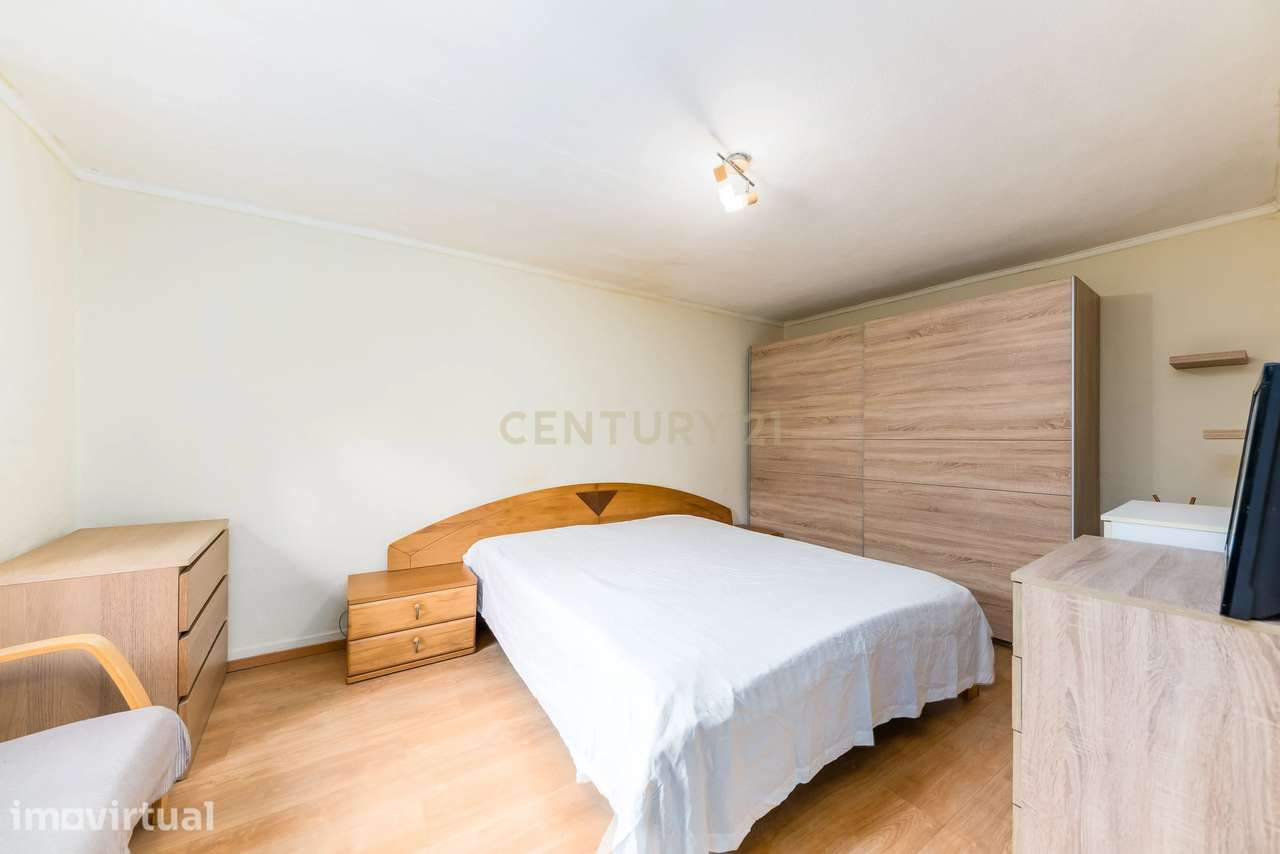Apartamento Renovado T2 em Amora, Seixal - Oportunidade Única! - Grande imagem: 3/18
