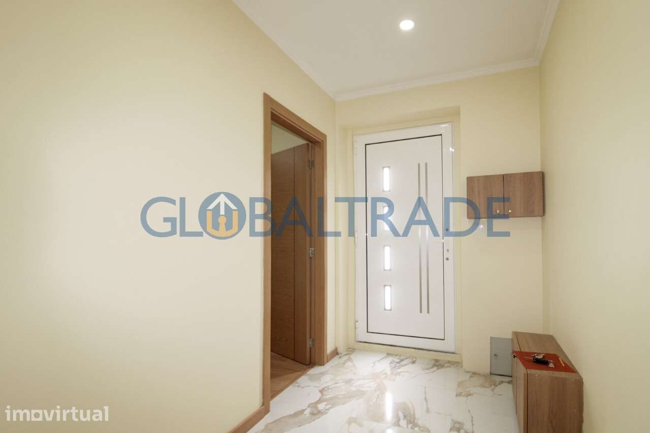 Moradia Térrea T3 totalmente renovada em Campanhã - Grande imagem: 4/20