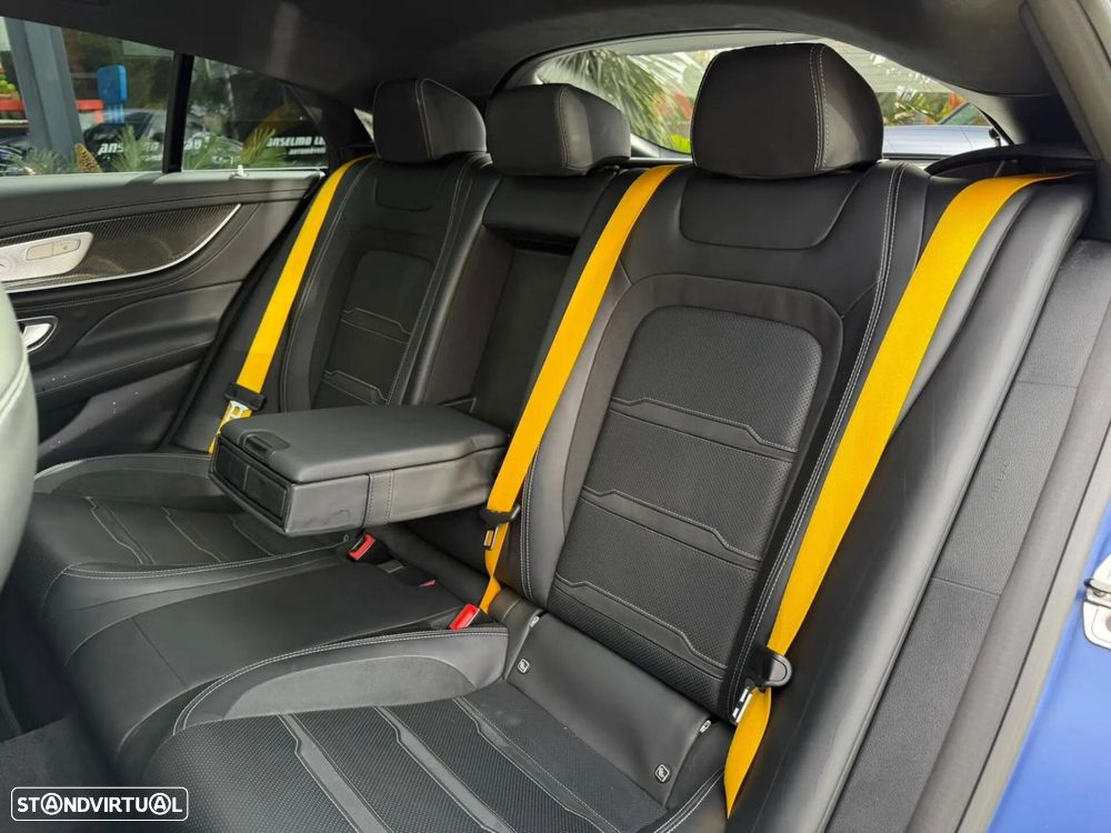 Mercedes-Benz AMG GT 4 portas 43 4Matic+ - 33