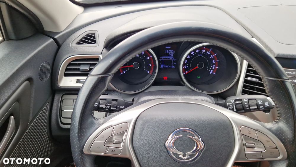 SsangYong/KGM Tivoli 1.6 Onyx - 13