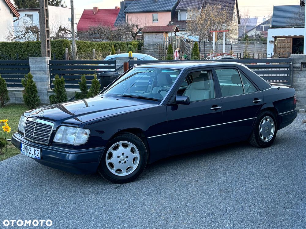 Mercedes-Benz W124 (1984-1993) - 16