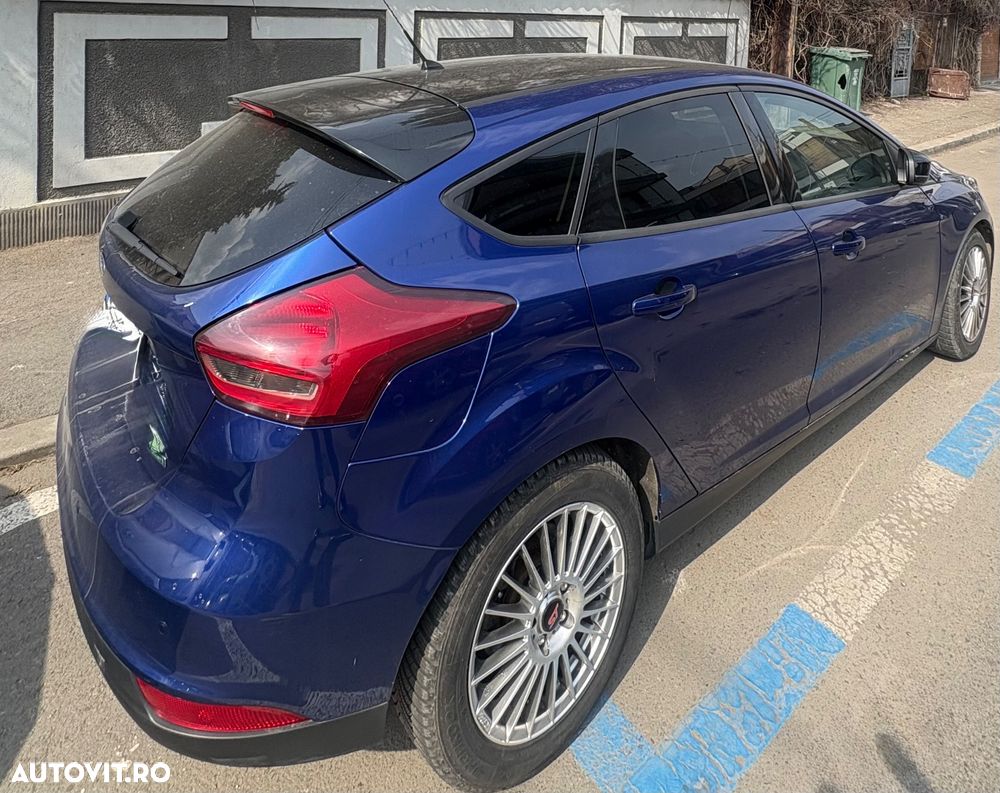 Ford Focus 1.0 EcoBoost ST-Line - 4