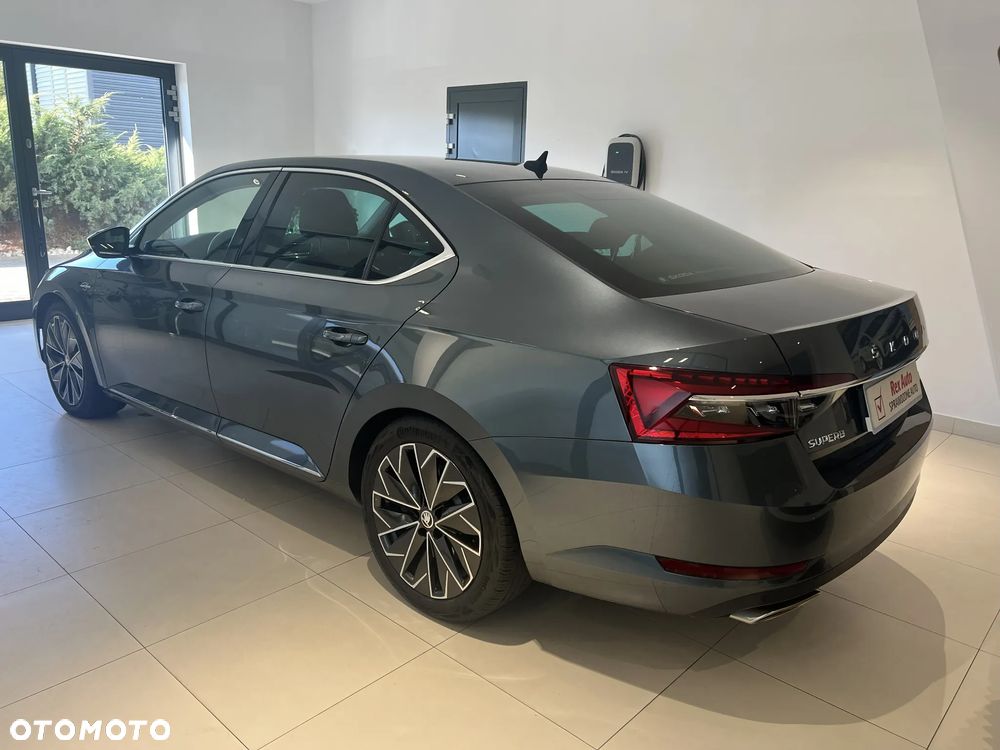 Skoda Superb 2.0 TSI 4x4 L&K DSG - 6