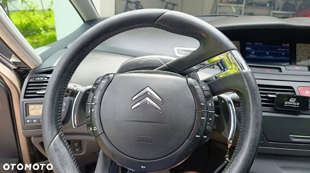 Citroën C4 Grand Picasso - 12