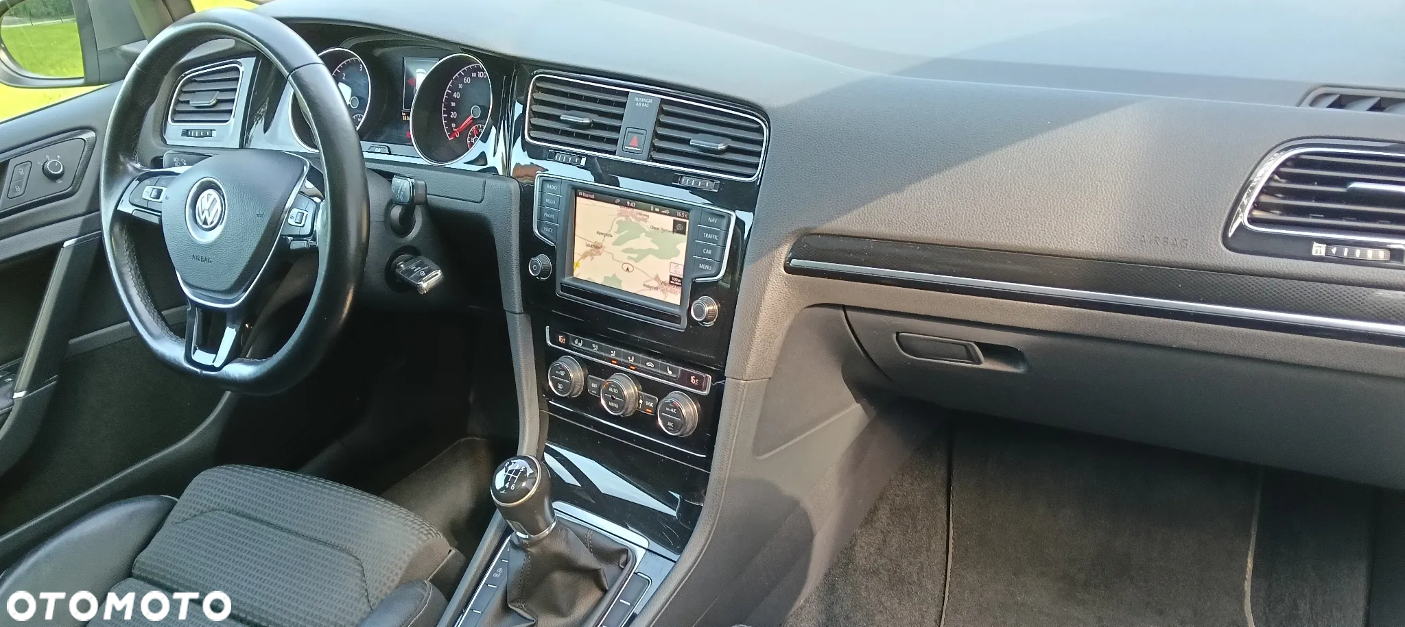 Volkswagen Golf 2.0 BlueTDI Highline - 28