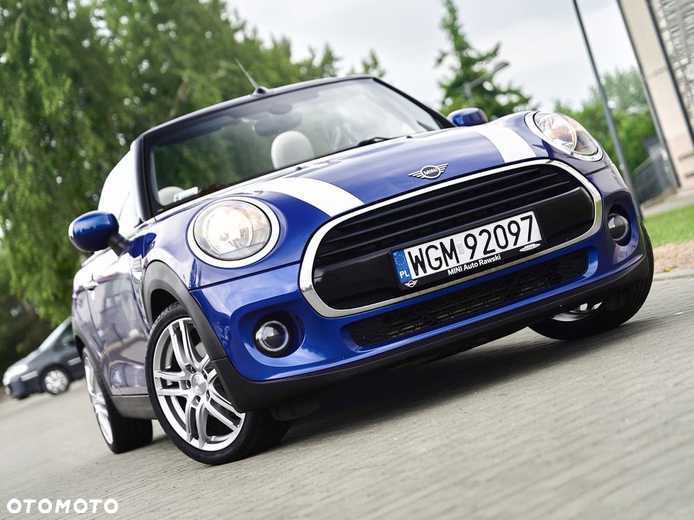 MINI Cooper Sidewalk Edition - 1