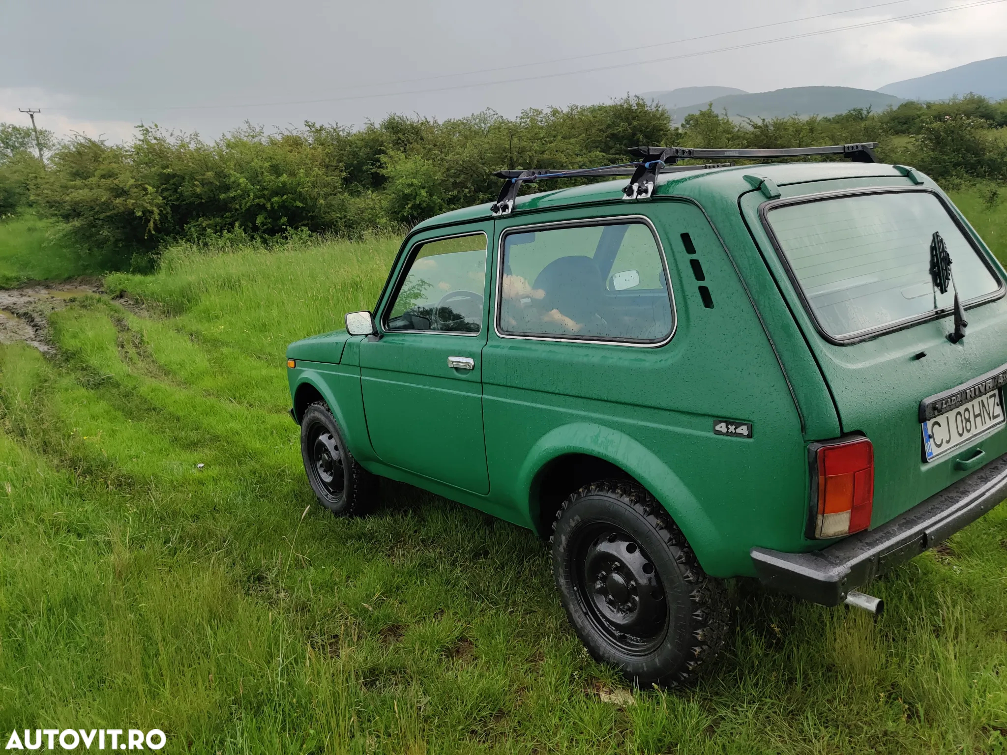 Lada Niva 1.7 4x4 - 12