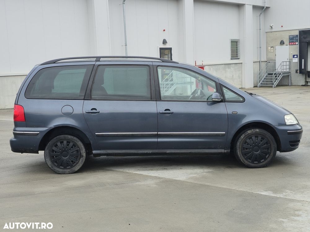 Volkswagen Sharan 1.9 TDI Family - 11