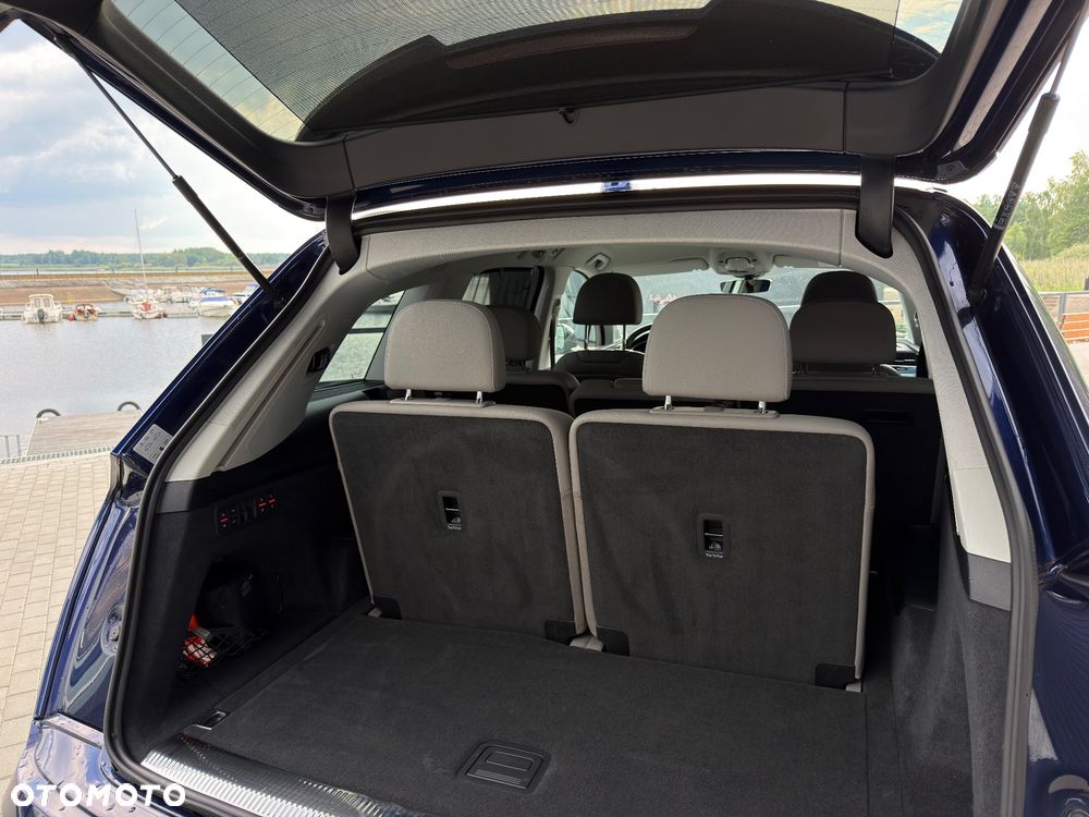 Audi Q7 - 7