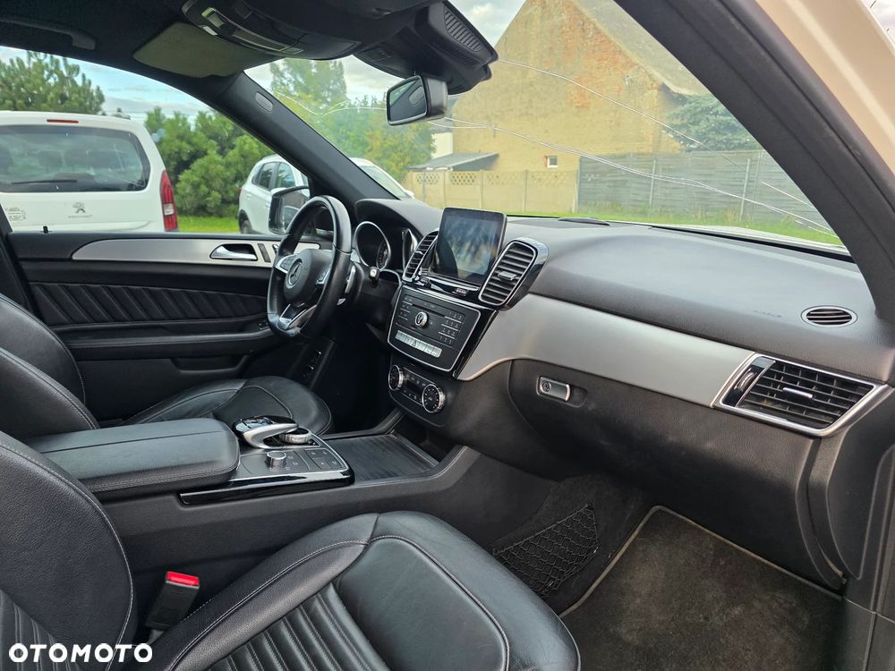 Mercedes-Benz GLE 350 d 4Matic 9G-TRONIC AMG Line - 18