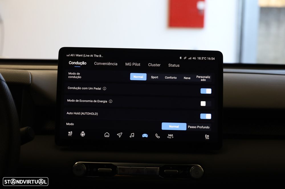 MG MGS5 EV 64 kWh Luxury - 26