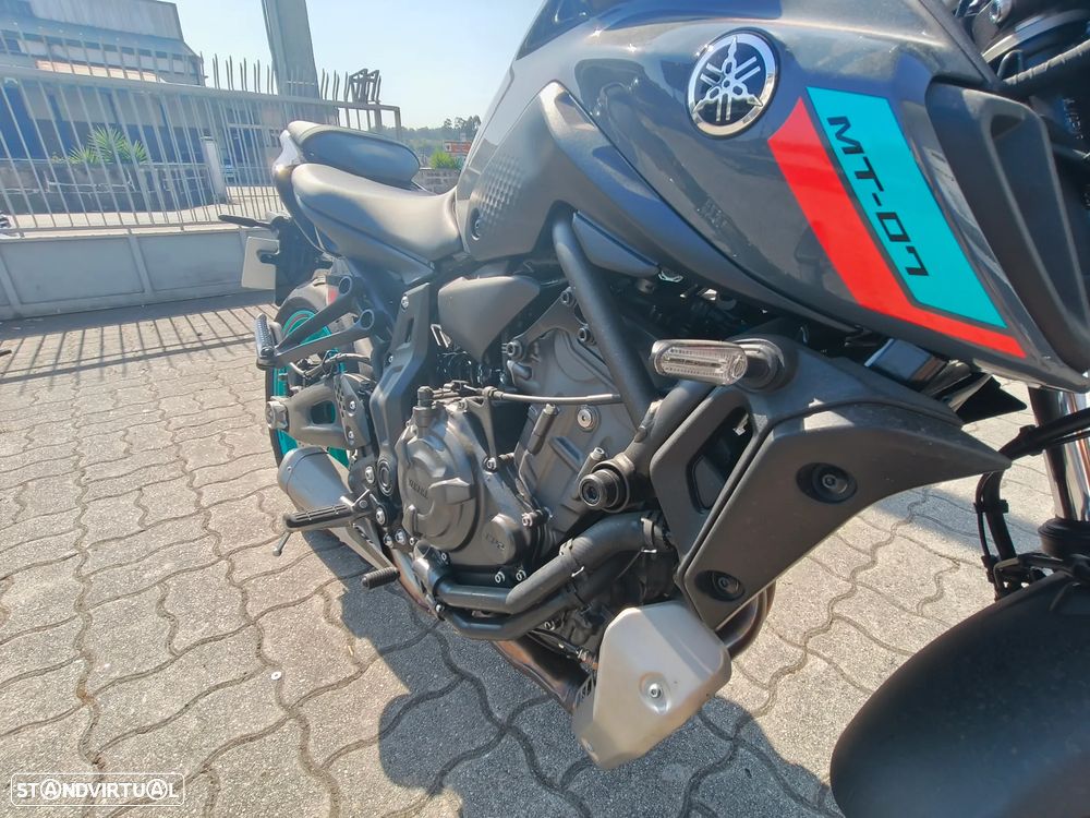 Yamaha MT-07 - 4