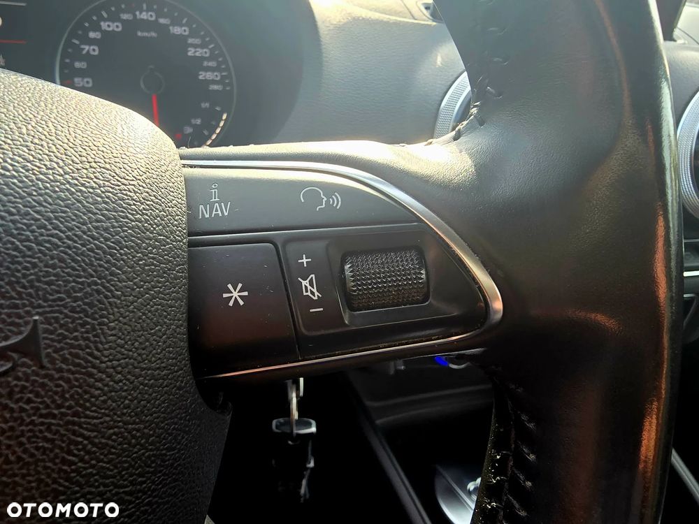 Audi A3 Sportback 1.4 TFSI Attraction - 23