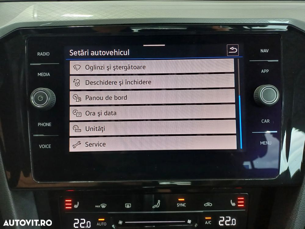 Volkswagen Passat 2.0 TDI DSG Comfortline - 22