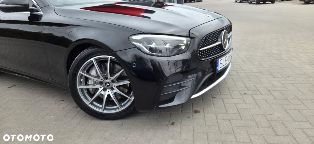 Mercedes-Benz Klasa E 400 d 4Matic 9G-TRONIC AMG Line - 22