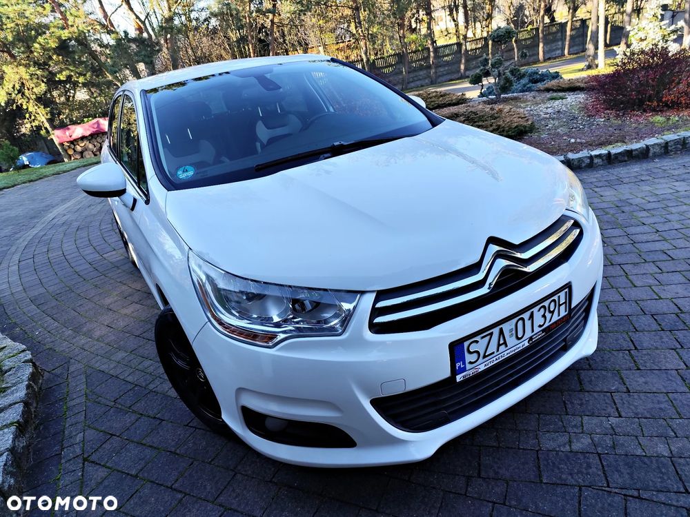 Citroën C4 e-HDi 110 Stop/Start System Selection - 9