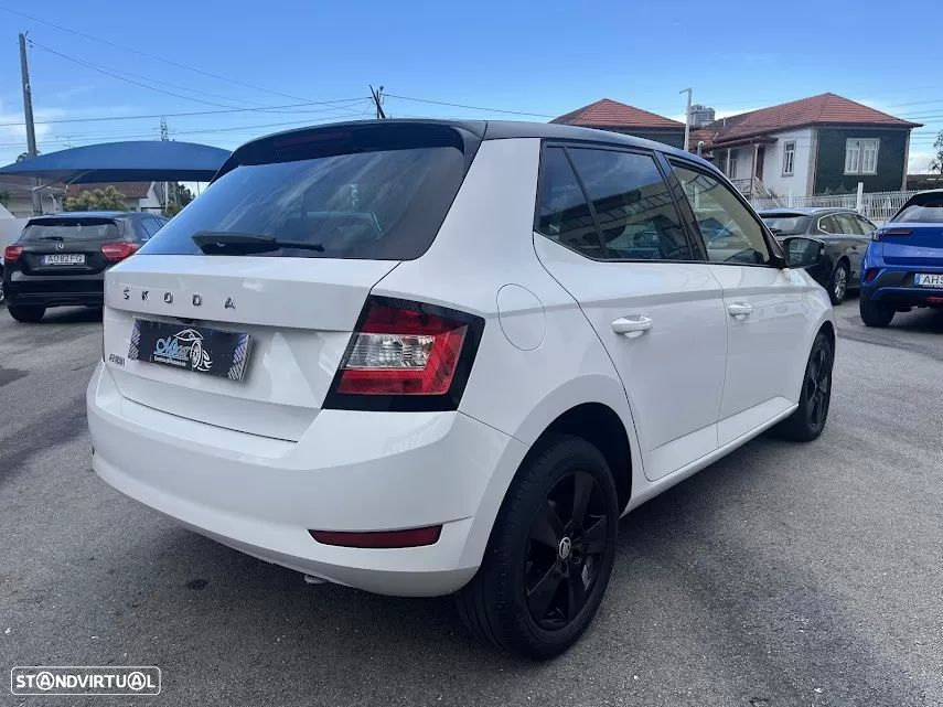 Skoda Fabia 1.0 TSI Active - 5