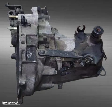 Caixa de velocidades VW Ref: 002301107 - 1