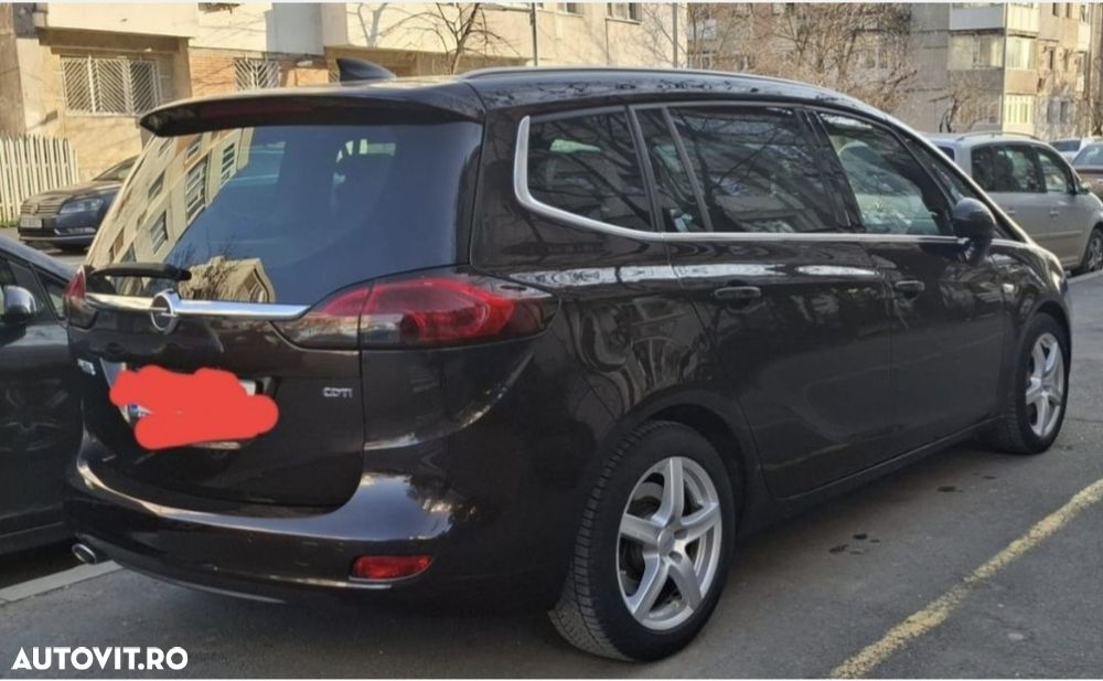 Opel Zafira - 1