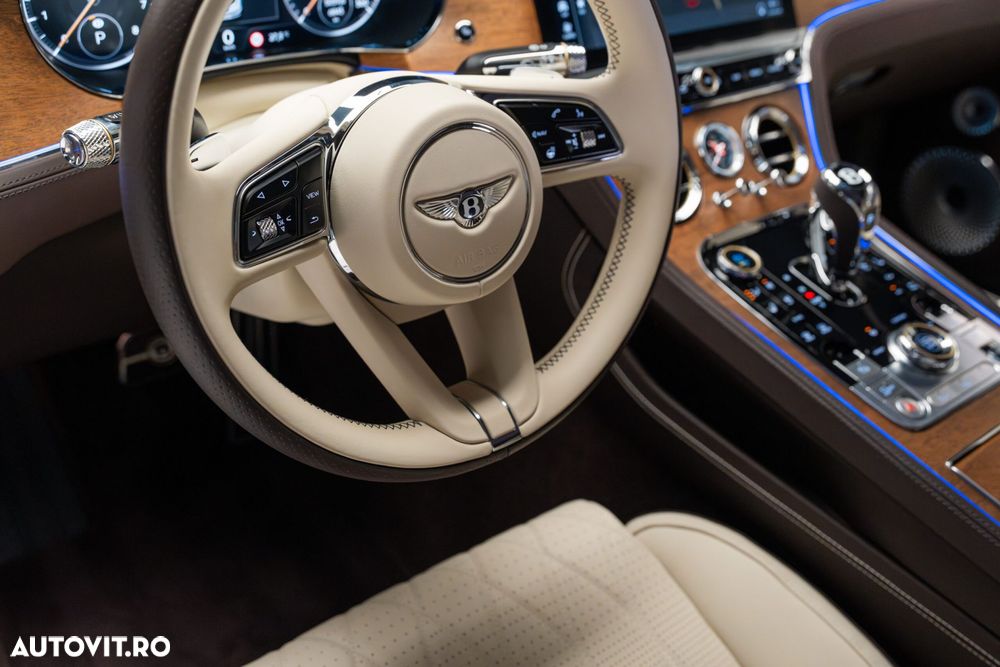 Bentley Continental V8 Azure - 16