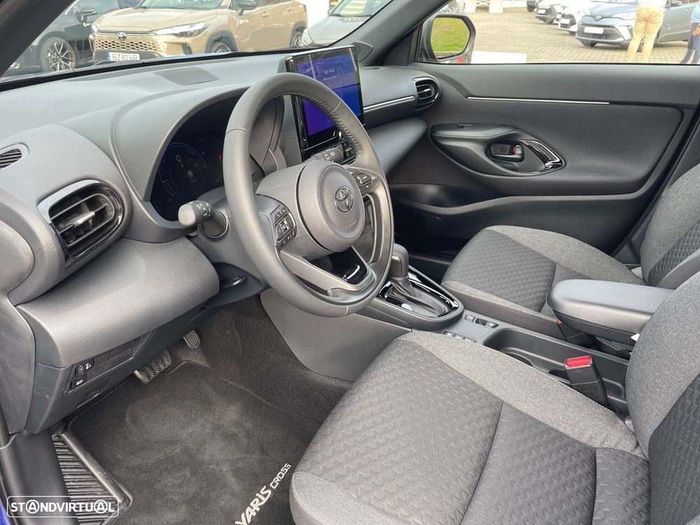 Toyota Yaris Cross 1.5 HDF Square Collection - 13