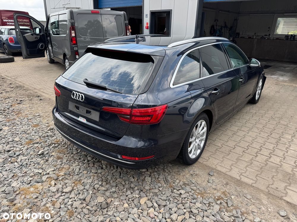 Audi A4 ver-2-0-tdi-dpf-clean-diesel-multitronic-attraction - 4