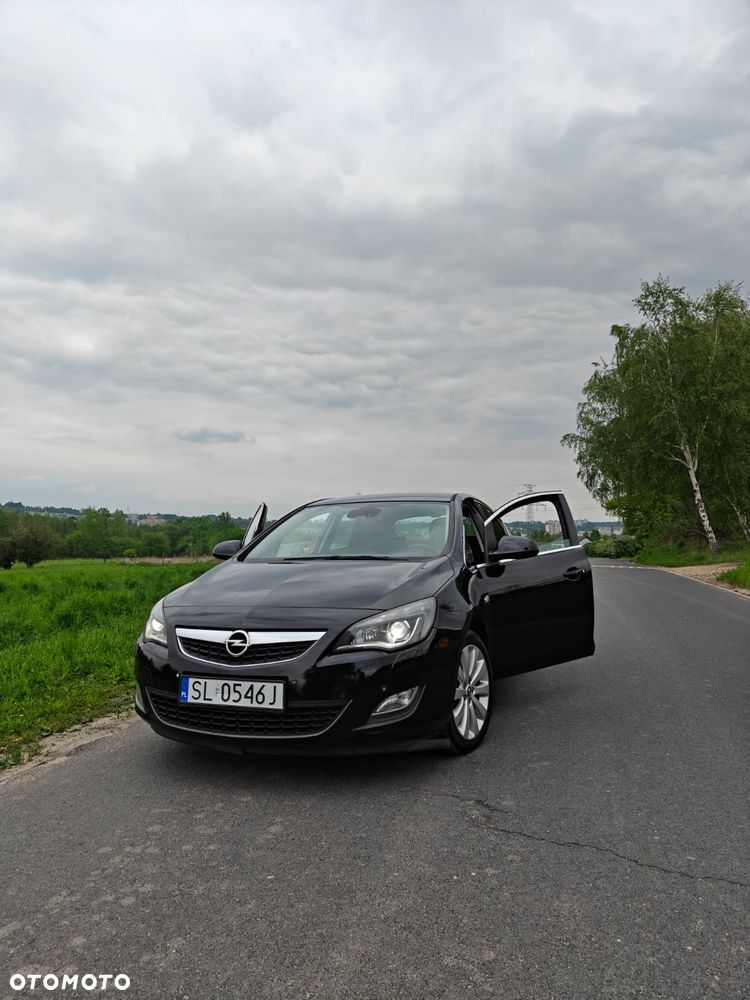 Opel Astra 1.4 T Cosmo - 1