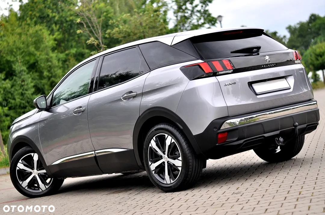Peugeot 3008 1.2 PureTech Allure S&S - 10