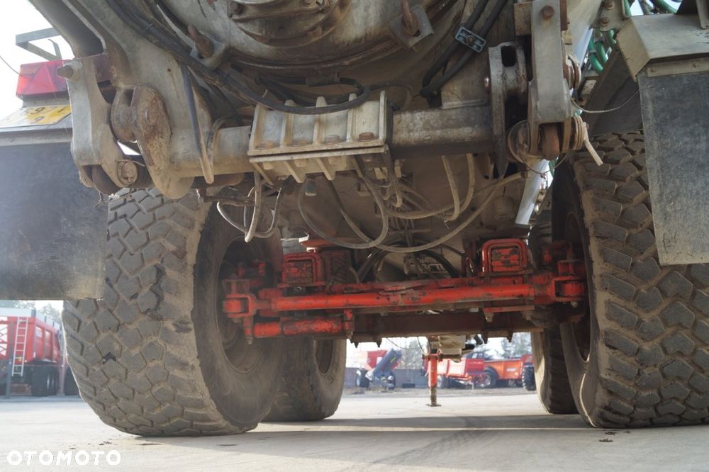 Pichon Wóz Asenizacyjny TCI 20700 z Rampą 15m - 11